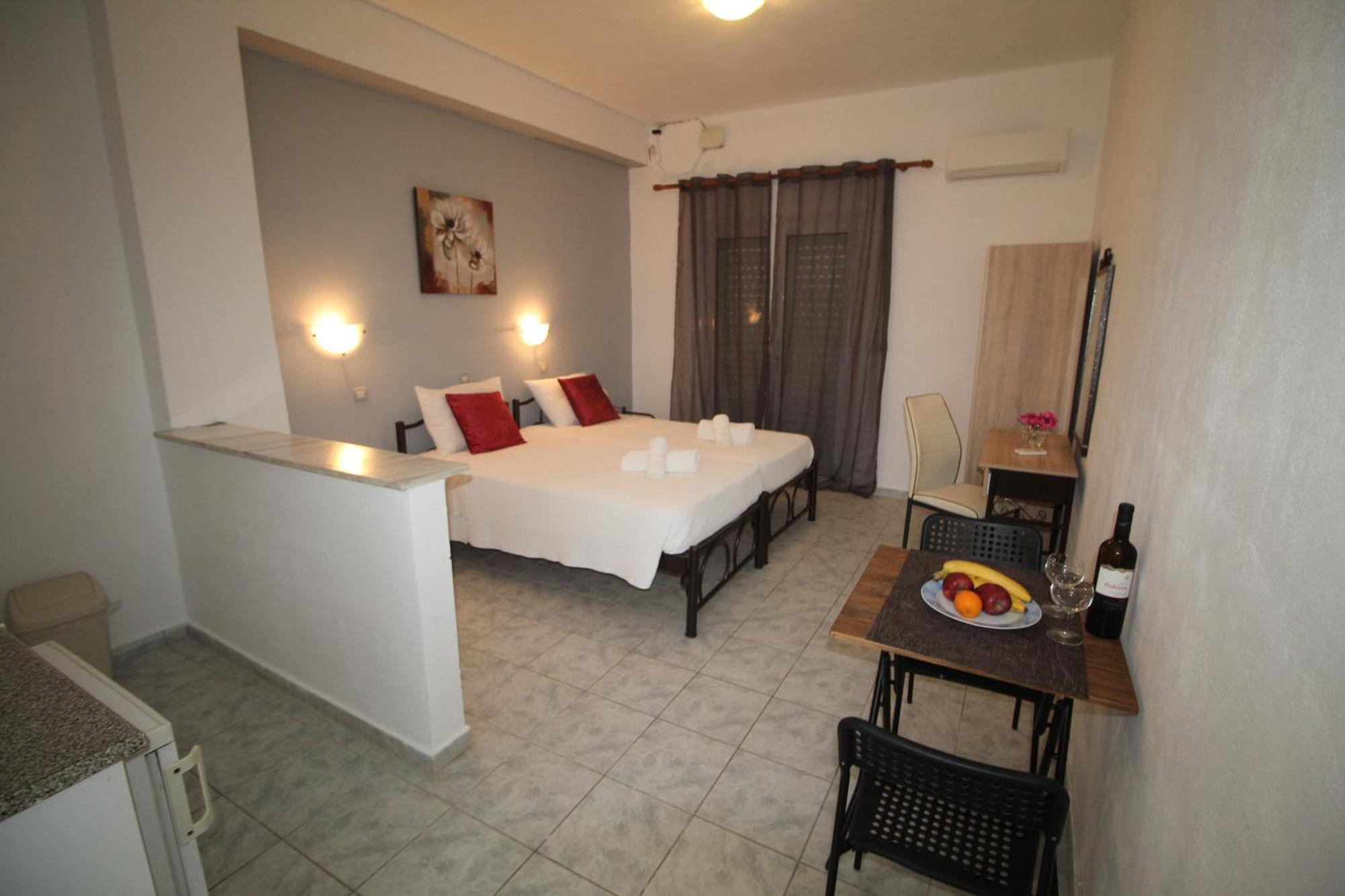 Tony'S Apartments Агиос-Георгиос Экстерьер фото